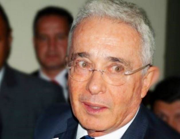 Corte Suprema de Justicia colombiana ordenó detención domiciliaria al expresidente Alvaro Uribe