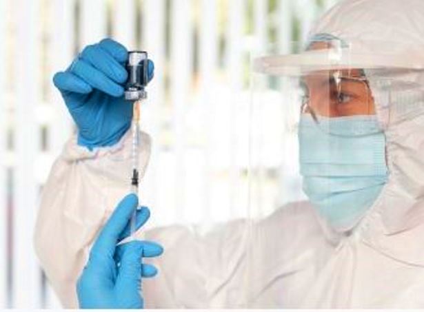Vacuna de Pfizer contra  ómicron estará lista en marzo