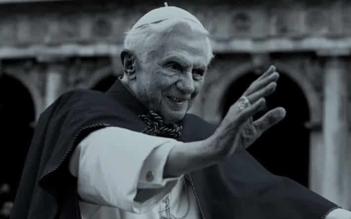 Adiós a Benedicto XVI 