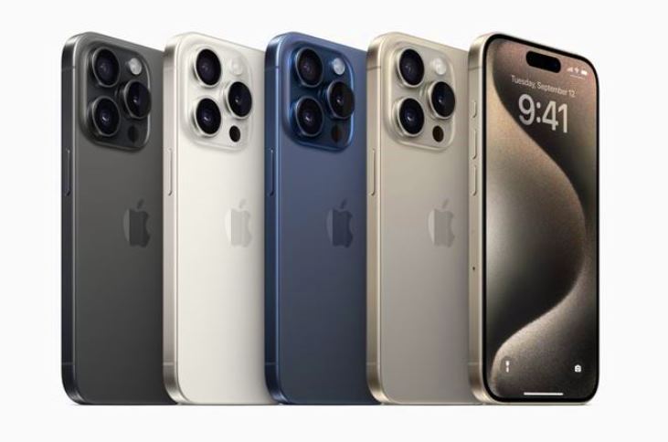 Nuevo iPhone 15: El Primer iPhone con Puerto USB-C 4 Nuevo iPhone 15 Pro y Pro Max