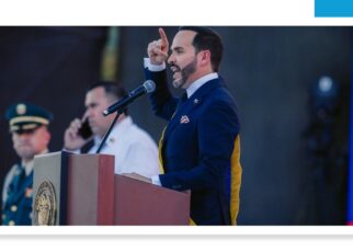 Abelardo de la Espriella inicia su mandato