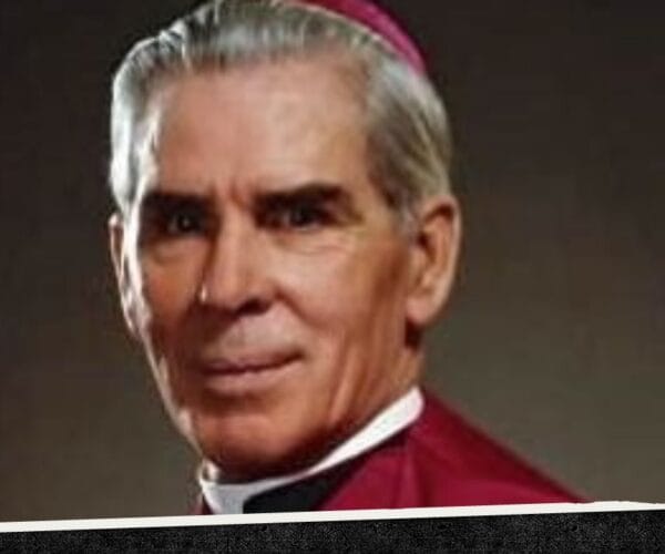 Fulton Sheen el Arzobispo que entendió el medio